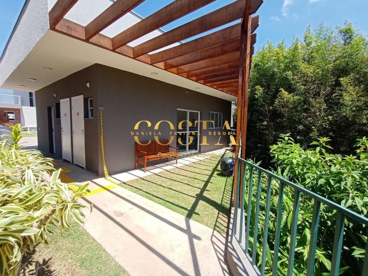 Casa de Condomínio à venda com 2 quartos, 67m² - Foto 32