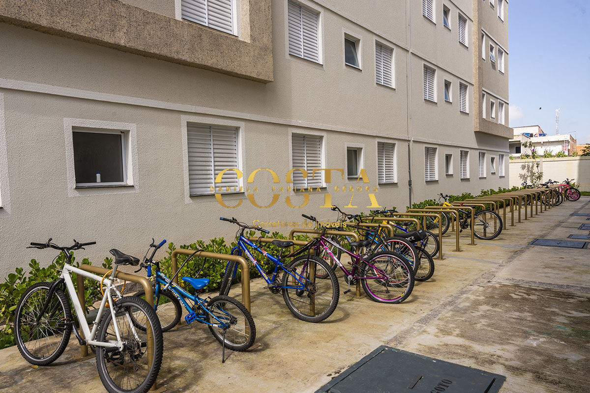 Apartamento à venda com 2 quartos, 42m² - Foto 22