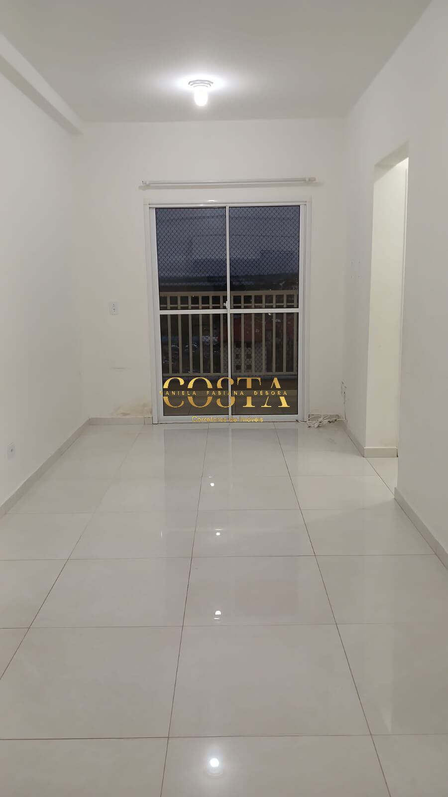 Apartamento à venda com 2 quartos, 55m² - Foto 2