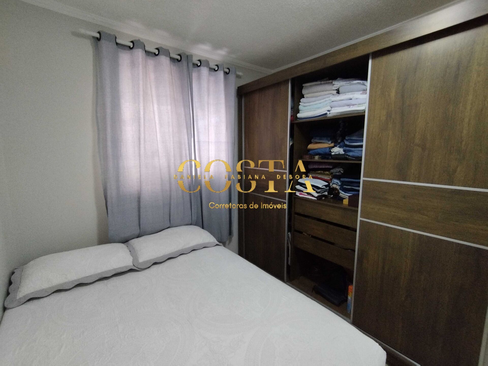 Apartamento à venda com 2 quartos, 75m² - Foto 17