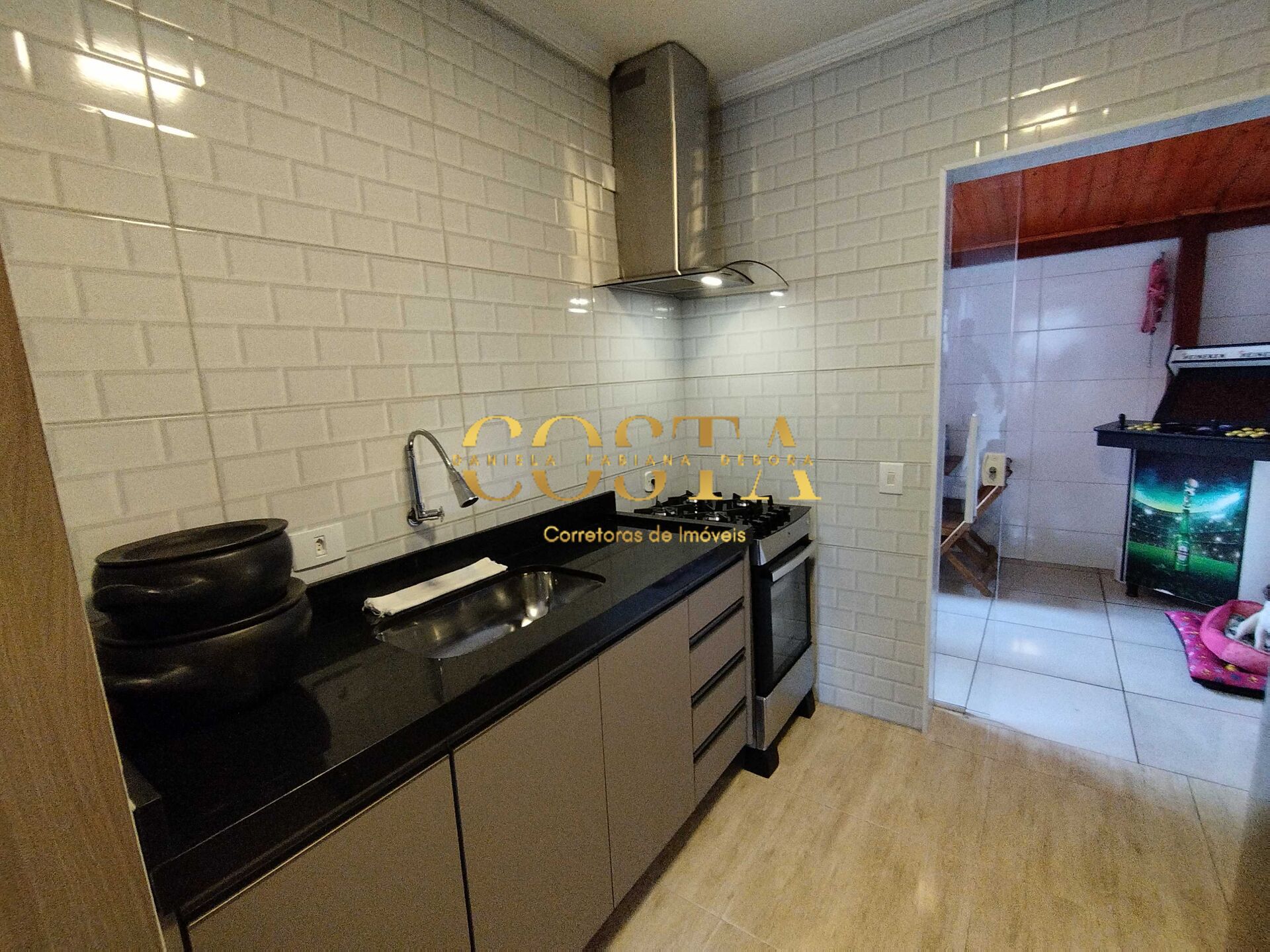 Apartamento à venda com 2 quartos, 75m² - Foto 24