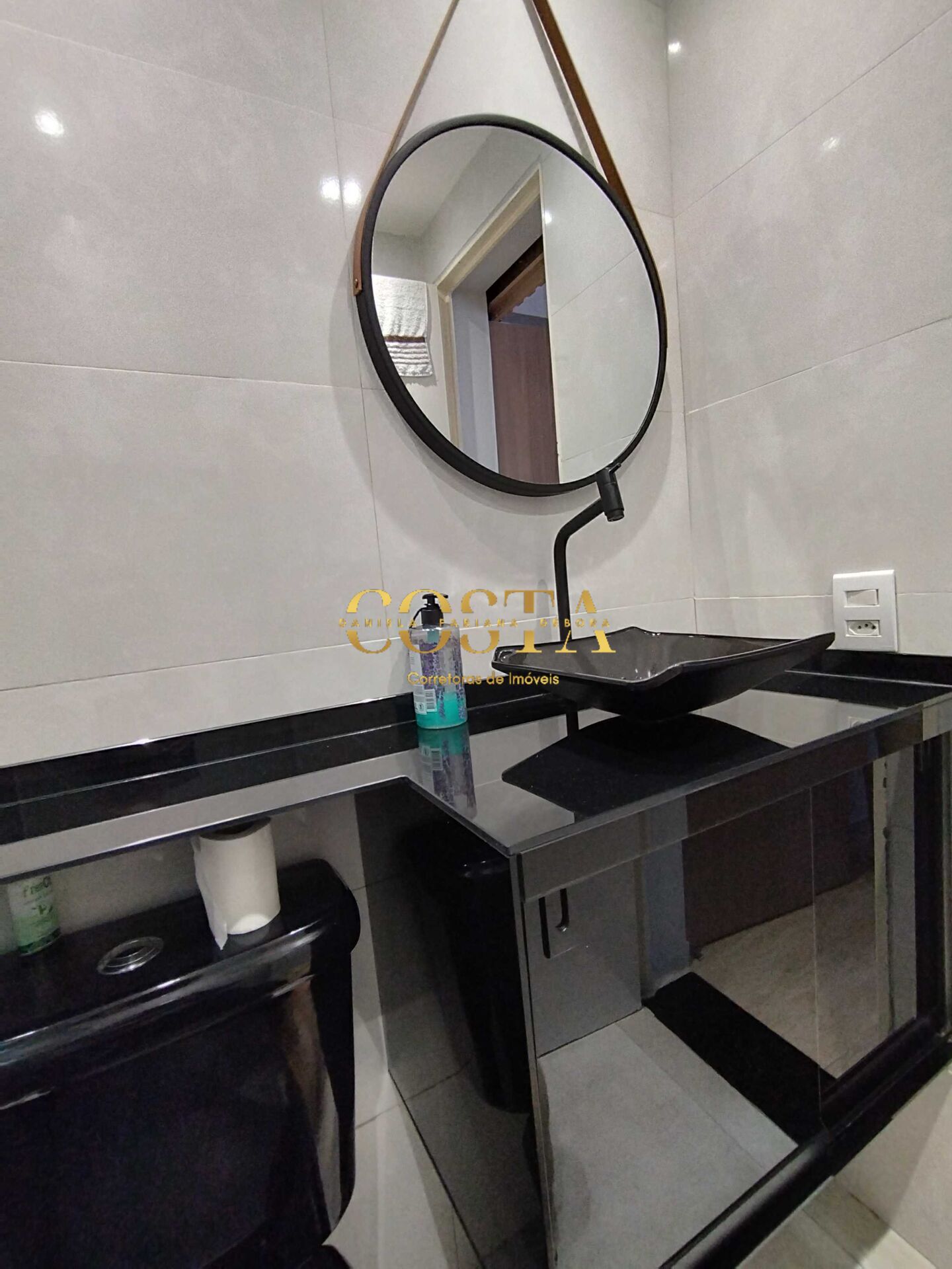 Apartamento à venda com 2 quartos, 75m² - Foto 9
