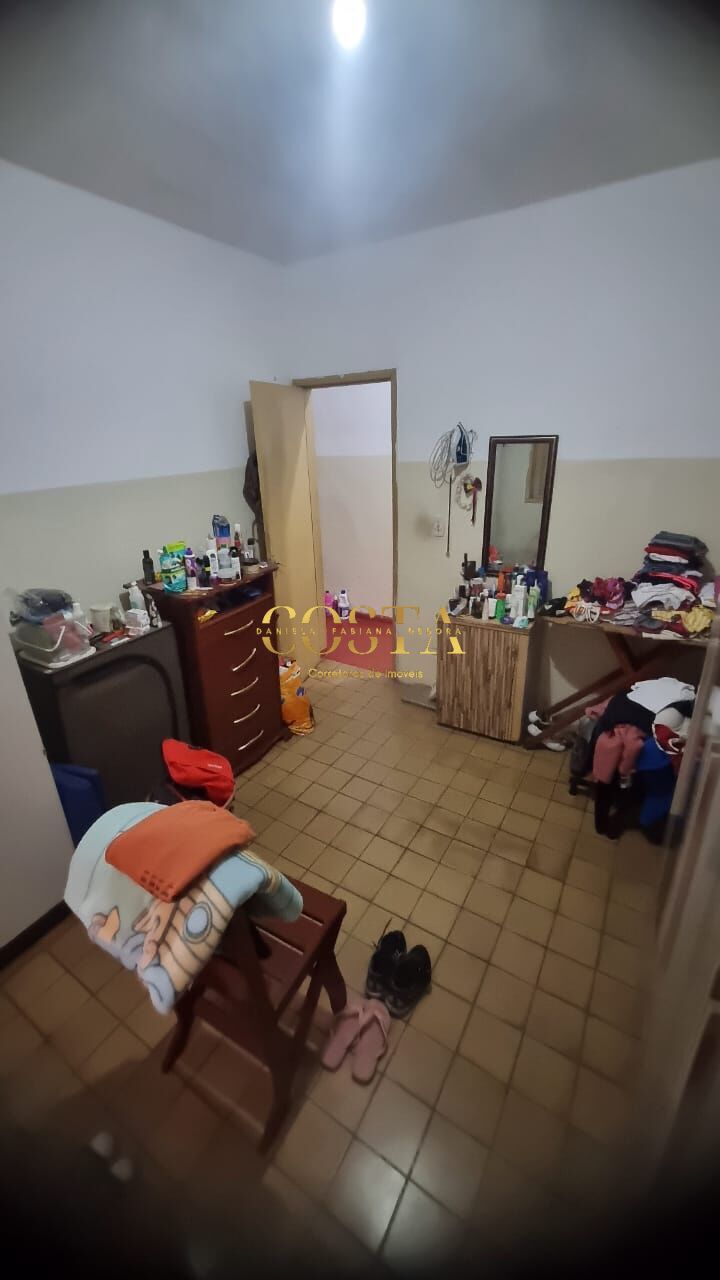 Casa à venda com 2 quartos, 97m² - Foto 11