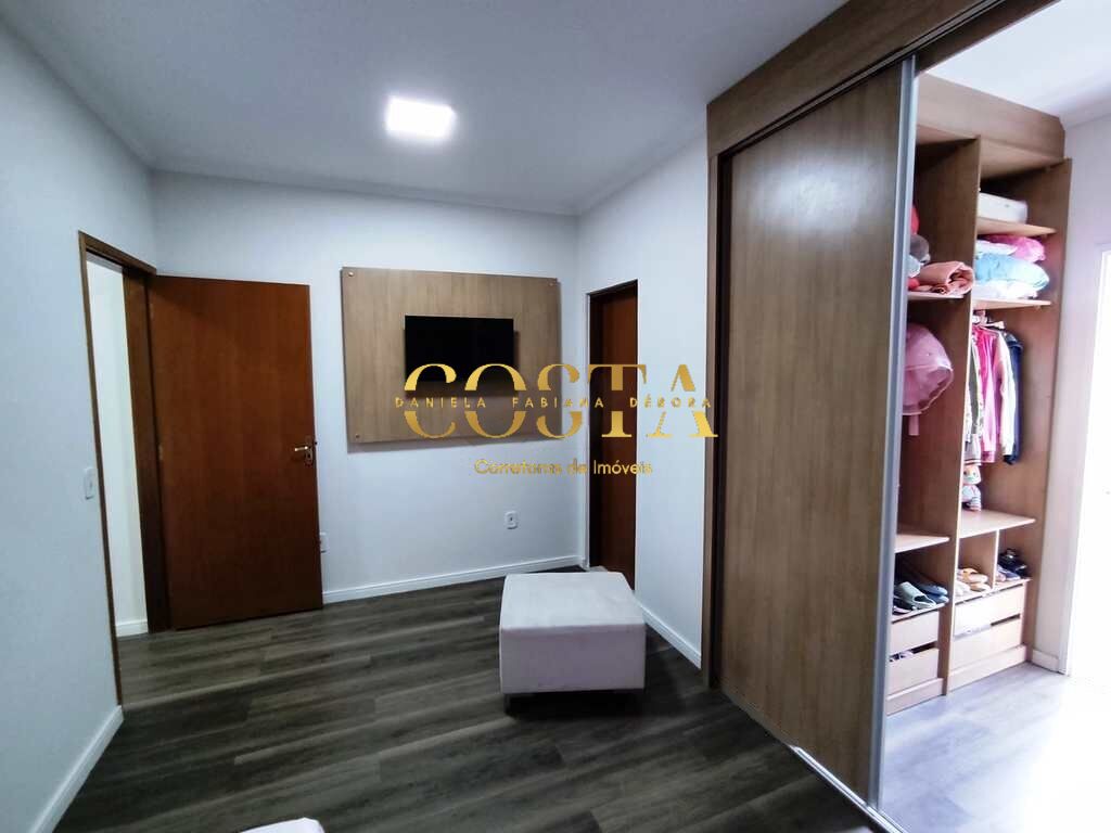 Sobrado à venda com 3 quartos, 210m² - Foto 19