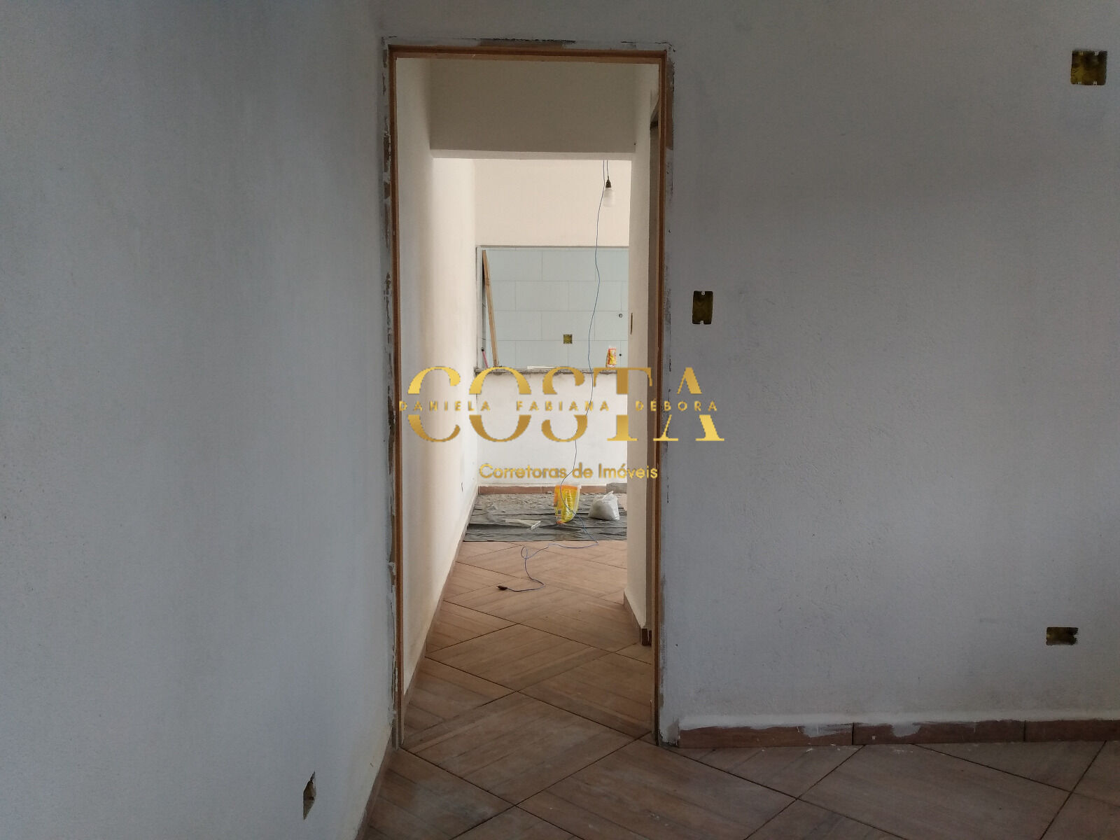 Casa à venda com 1 quarto, 78m² - Foto 12