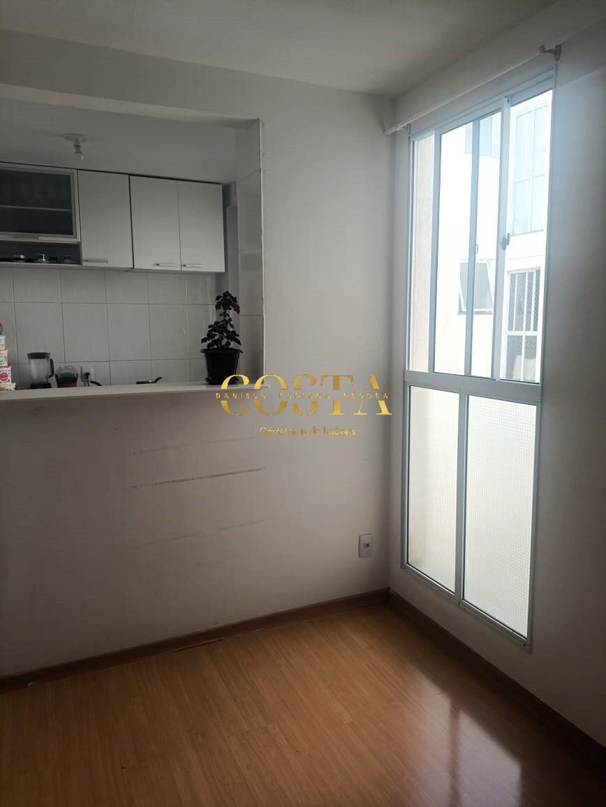Apartamento à venda com 2 quartos, 42m² - Foto 9