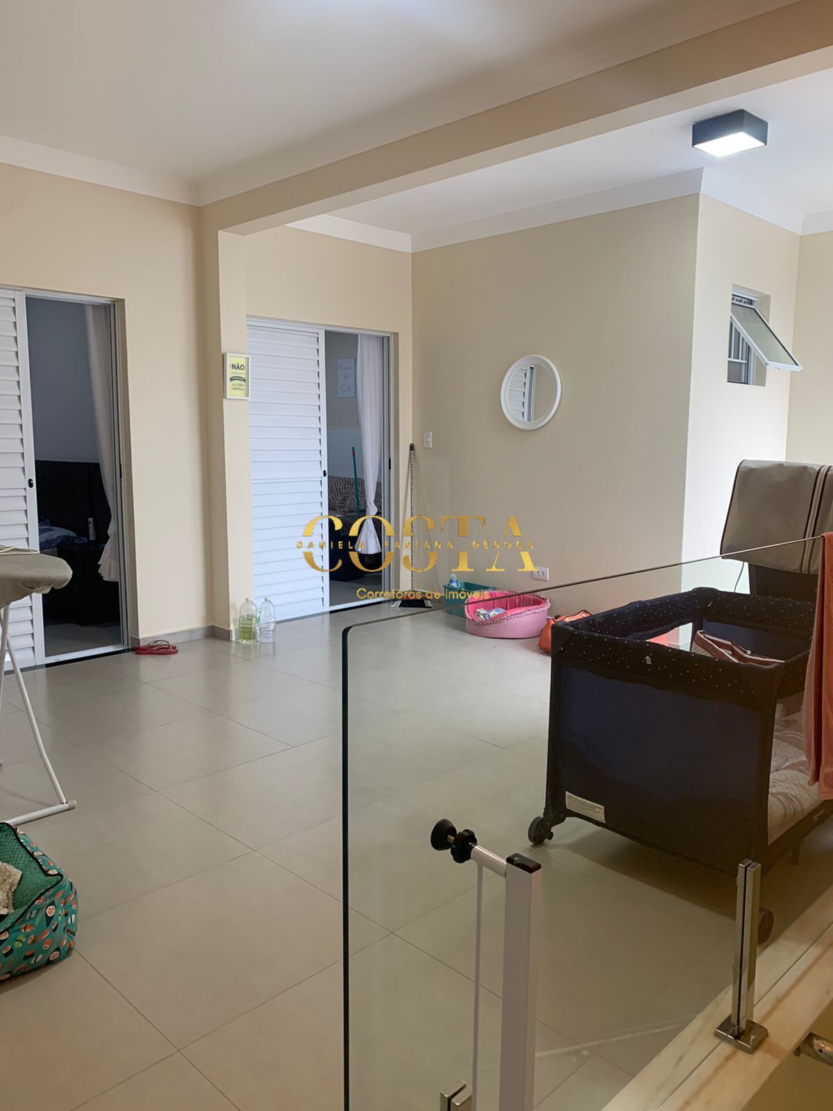 Sobrado à venda com 3 quartos, 200m² - Foto 4