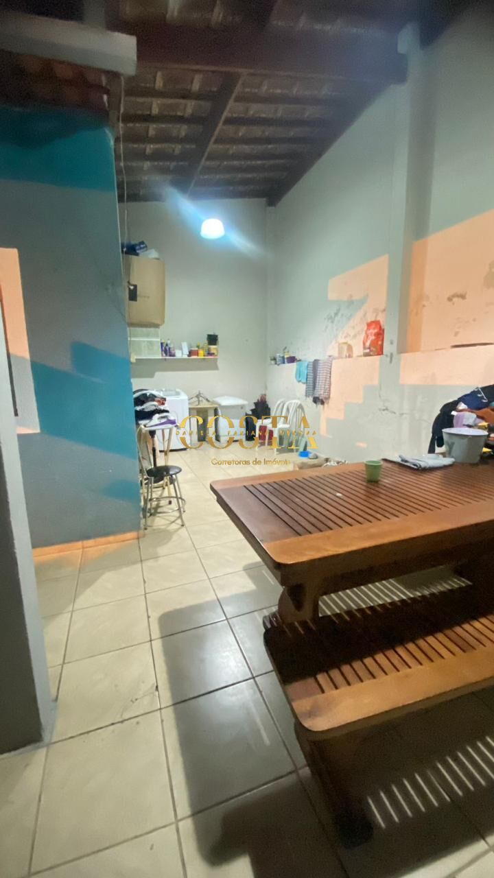 Casa à venda com 2 quartos, 65m² - Foto 10