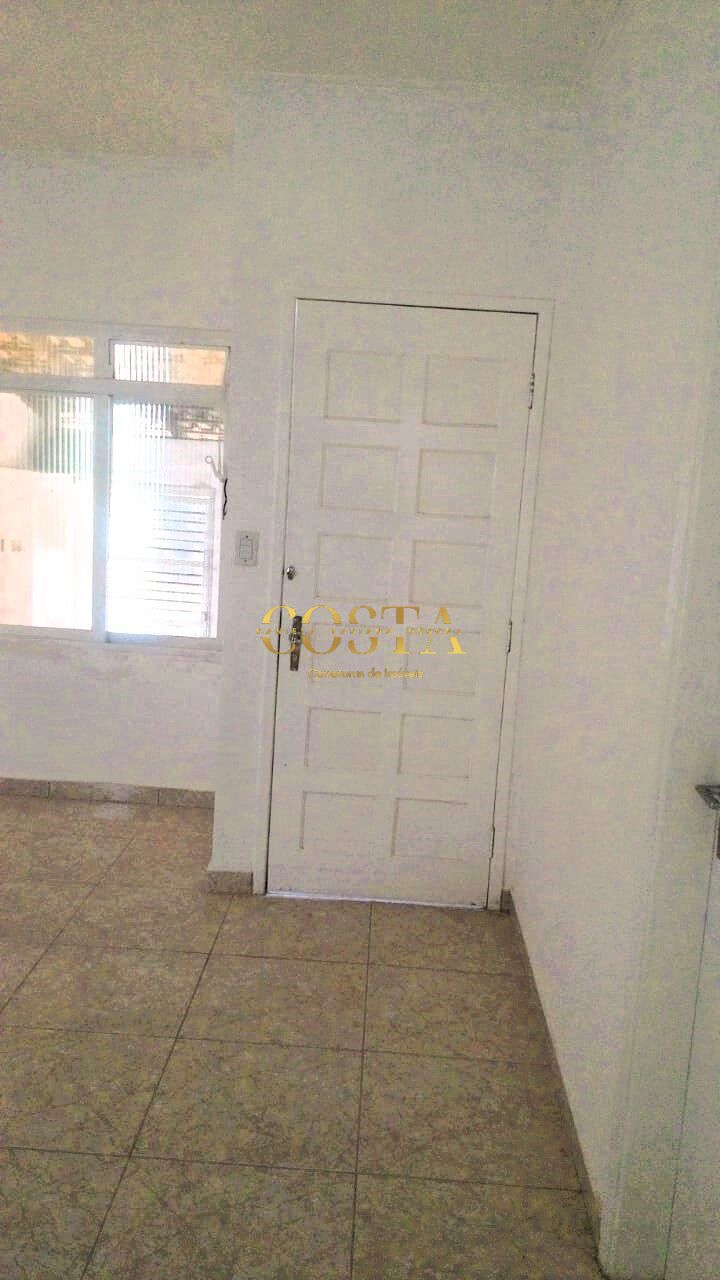 Casa à venda com 3 quartos, 147m² - Foto 11