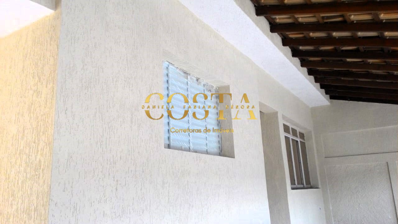 Casa à venda com 3 quartos, 147m² - Foto 8