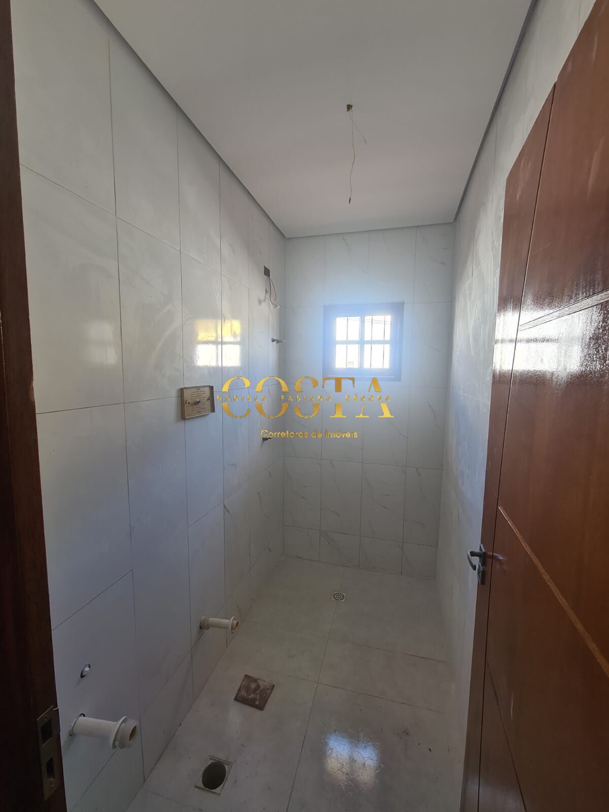 Casa à venda com 2 quartos, 70m² - Foto 14