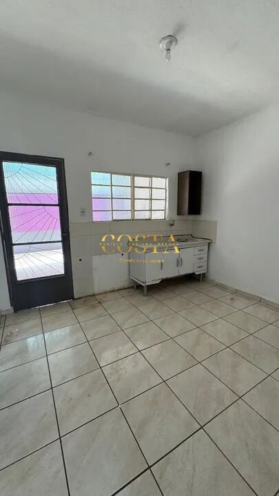 Casa à venda com 2 quartos, 65m² - Foto 20