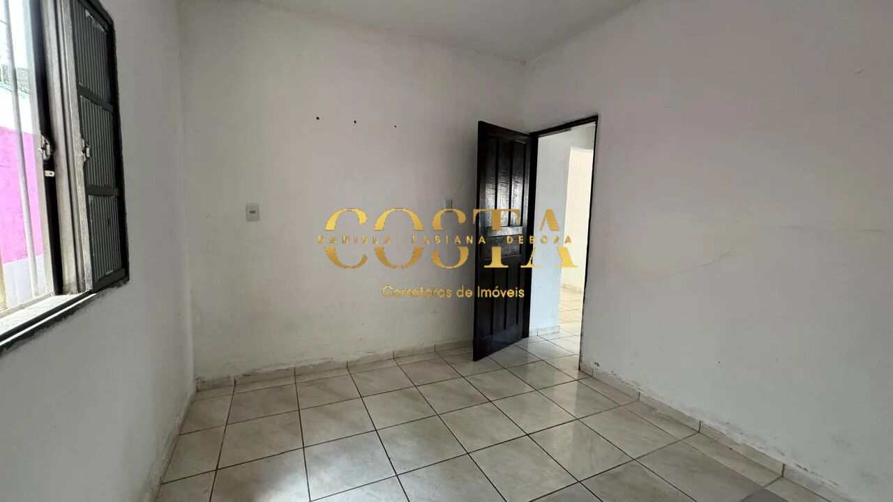 Casa à venda com 2 quartos, 65m² - Foto 14