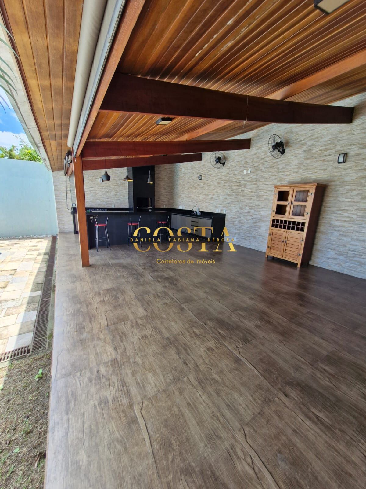 Casa à venda com 3 quartos, 333m² - Foto 18