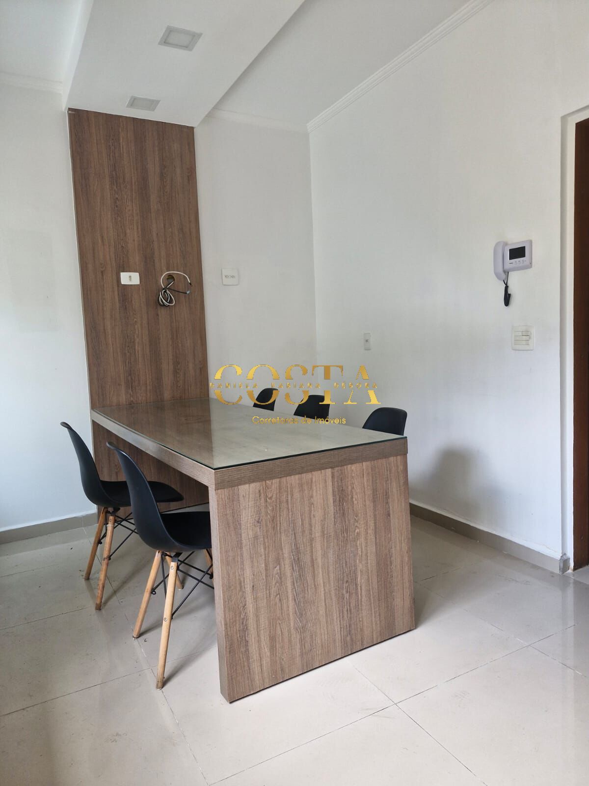 Casa à venda com 3 quartos, 333m² - Foto 6