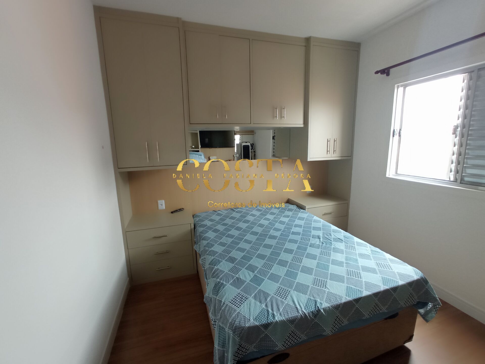 Apartamento à venda com 2 quartos, 62m² - Foto 17