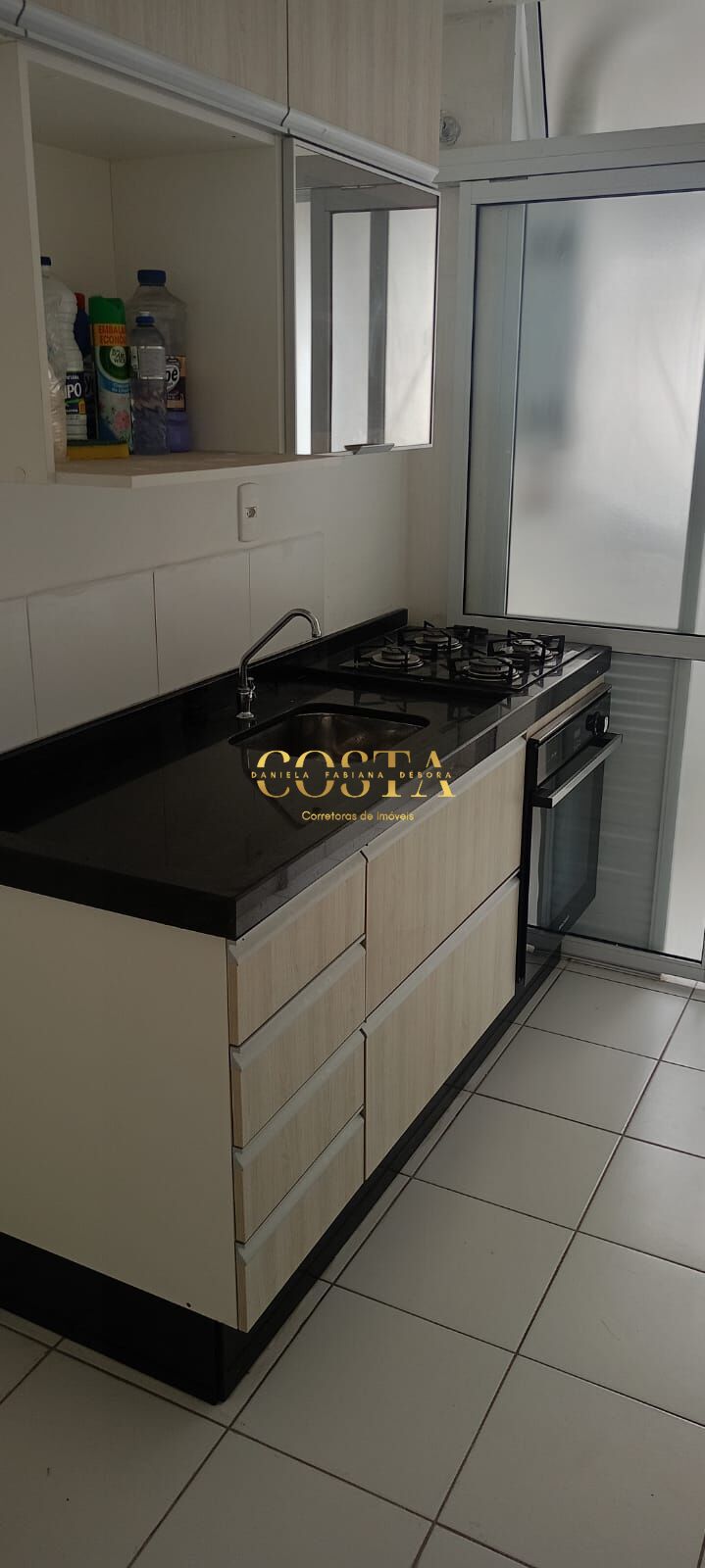Apartamento à venda com 3 quartos, 66m² - Foto 1