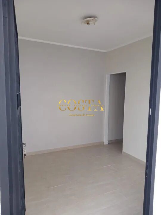 Casa à venda com 2 quartos, 53m² - Foto 9