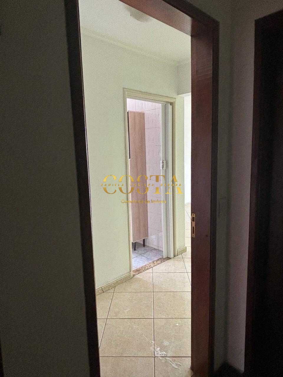 Apartamento à venda com 2 quartos, 70m² - Foto 12