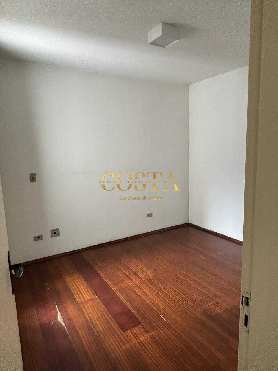 Apartamento à venda com 2 quartos, 70m² - Foto 14