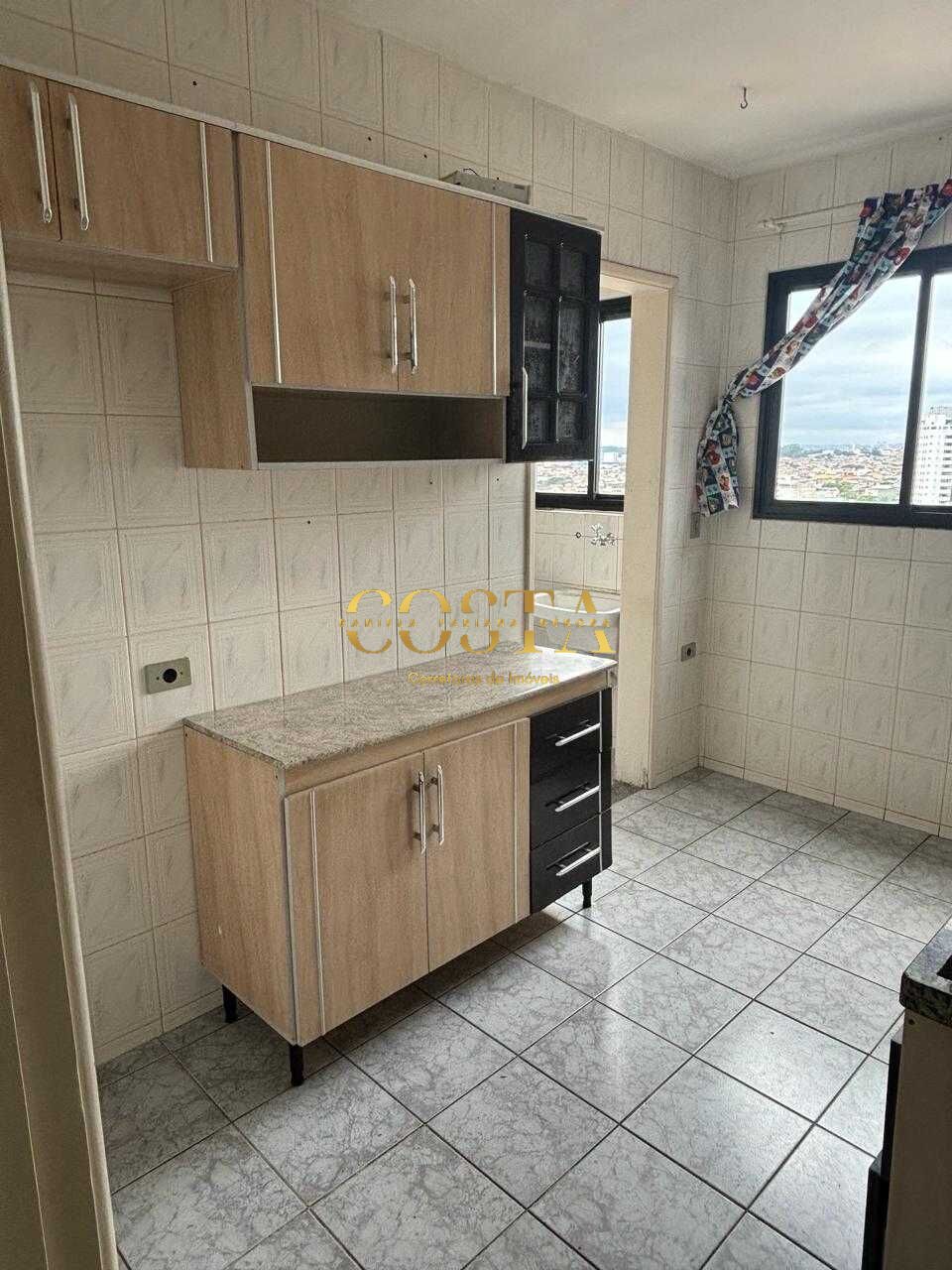 Apartamento à venda com 2 quartos, 70m² - Foto 9