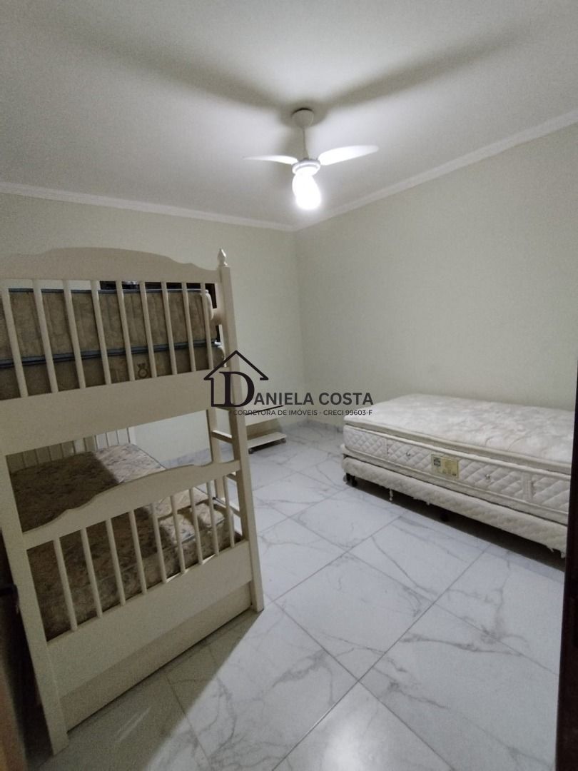 Casa à venda com 2 quartos, 70m² - Foto 15