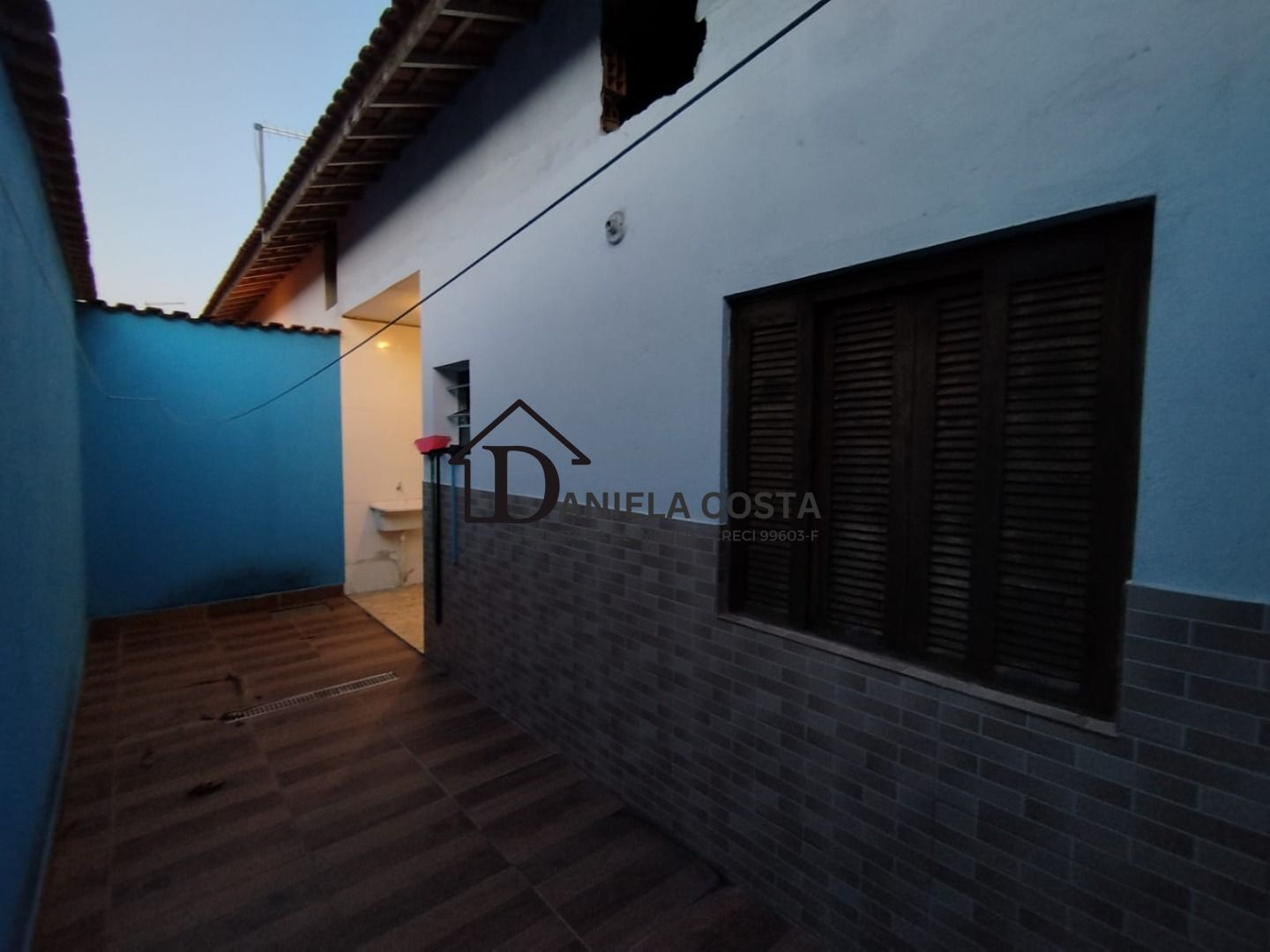 Casa à venda com 2 quartos, 70m² - Foto 20