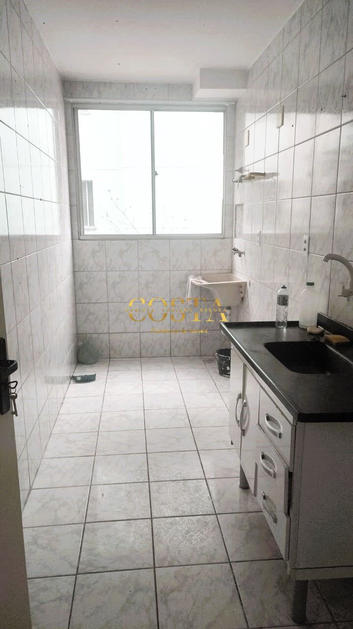 Apartamento à venda com 2 quartos, 47m² - Foto 4