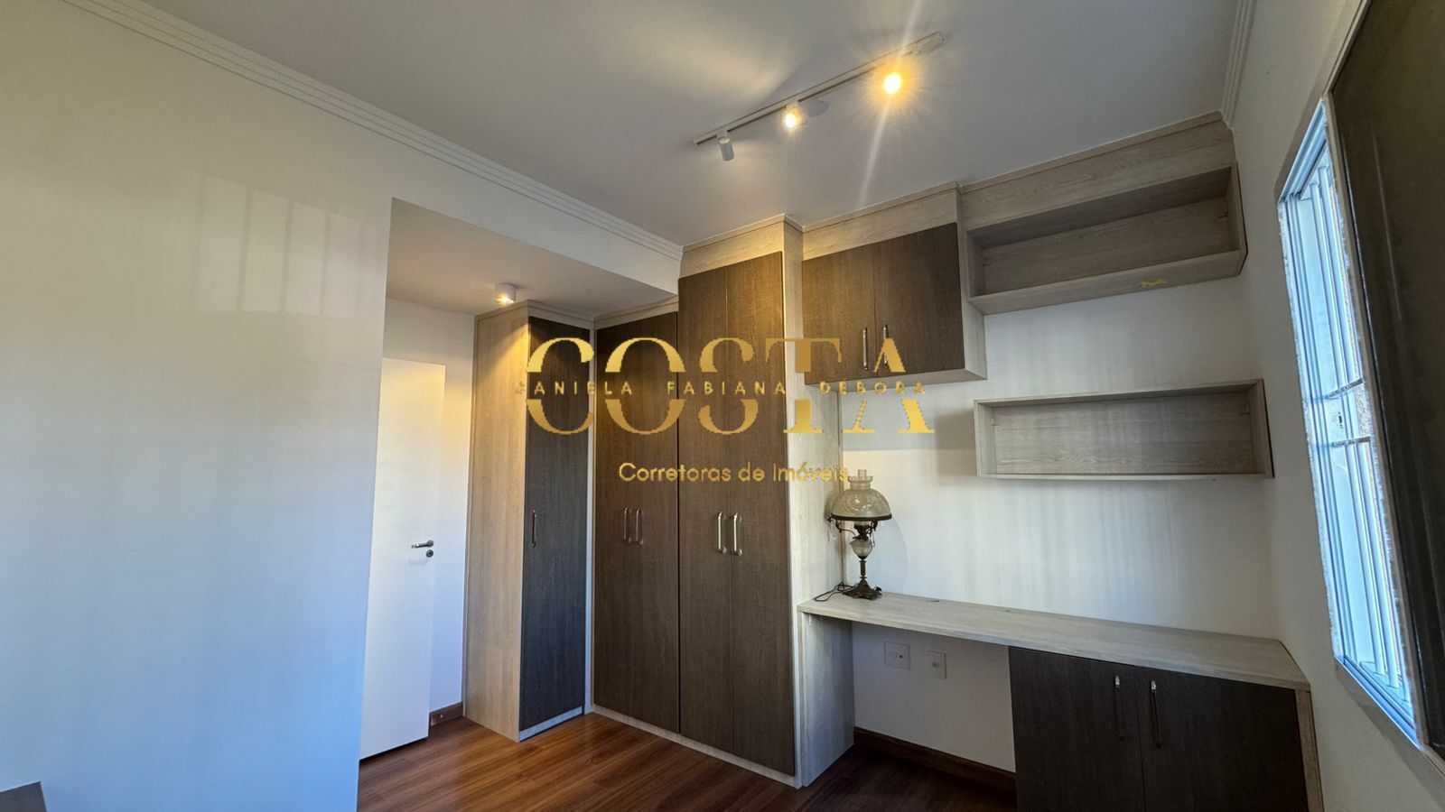 Apartamento à venda com 1 quarto, 50m² - Foto 9