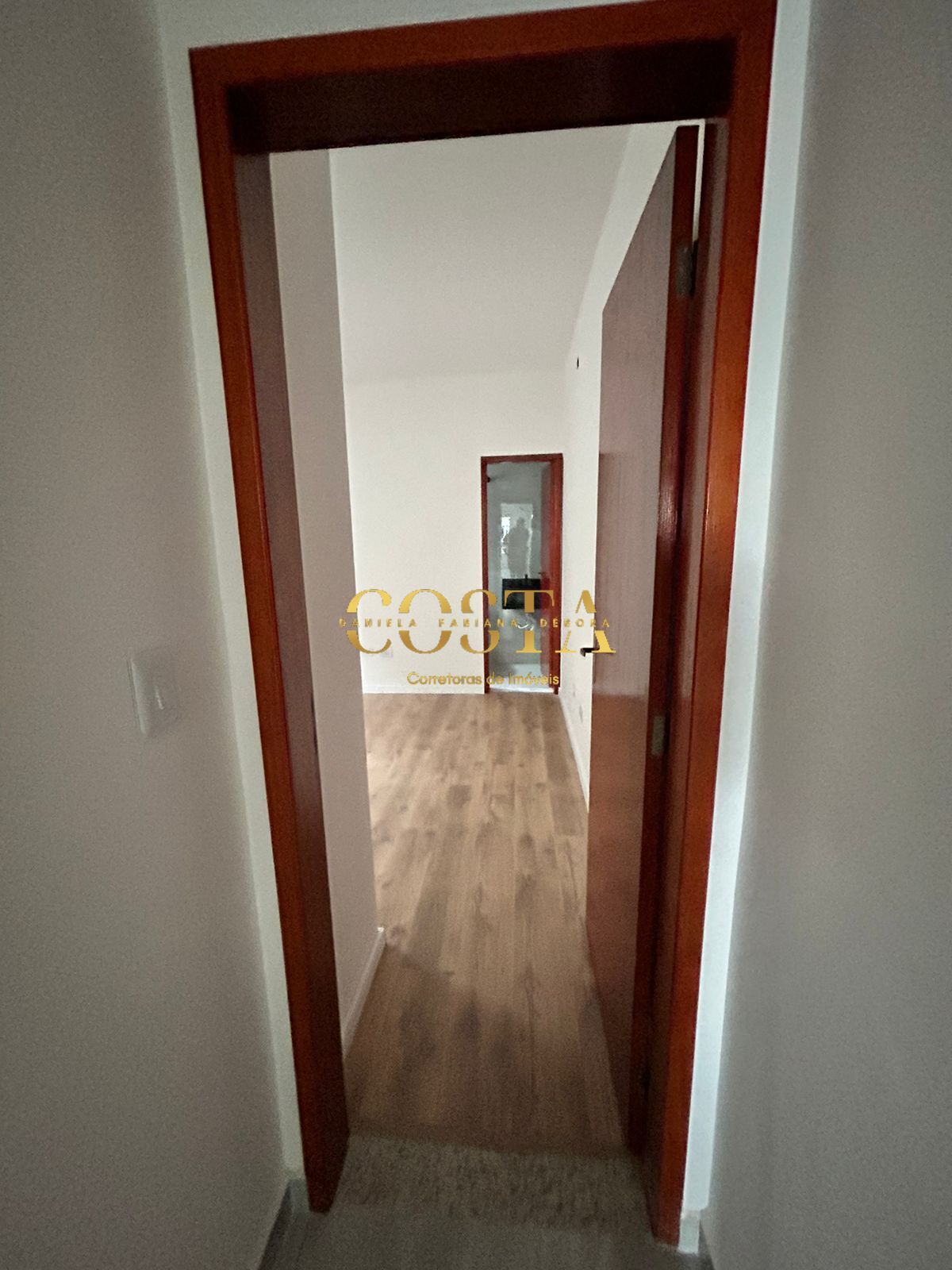 Casa à venda com 2 quartos, 65m² - Foto 17