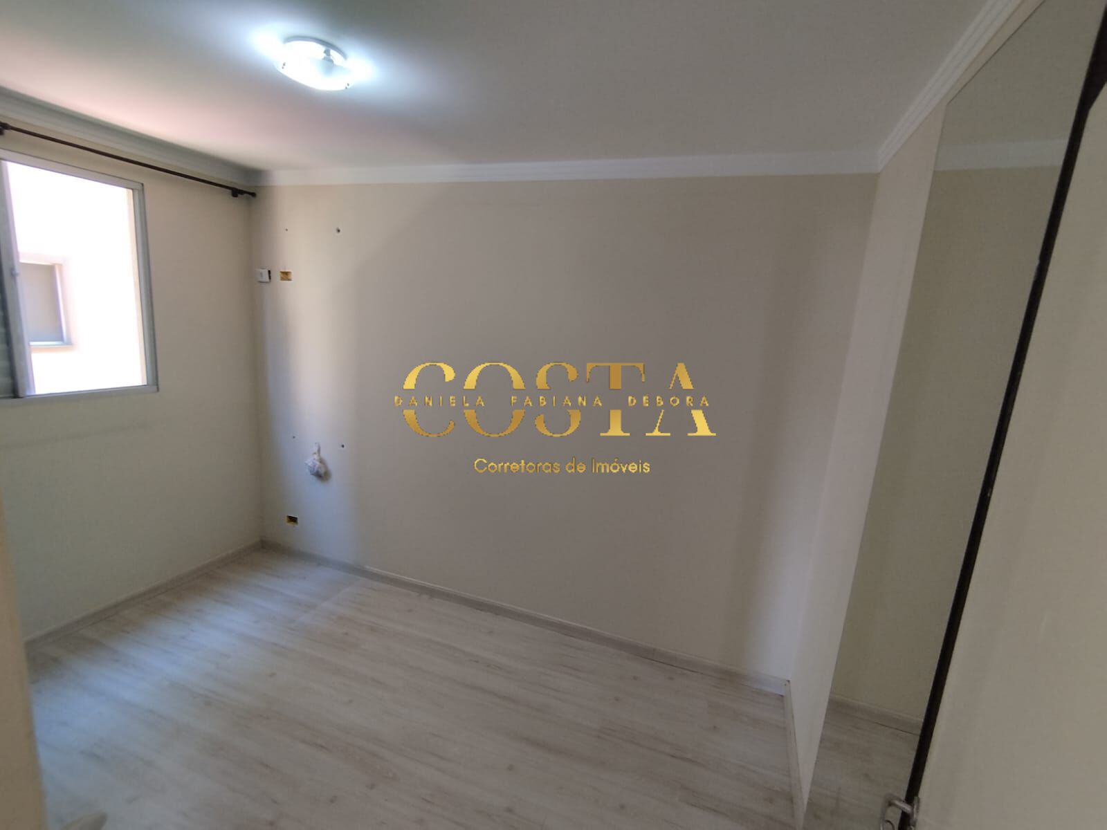 Apartamento à venda com 3 quartos, 56m² - Foto 2