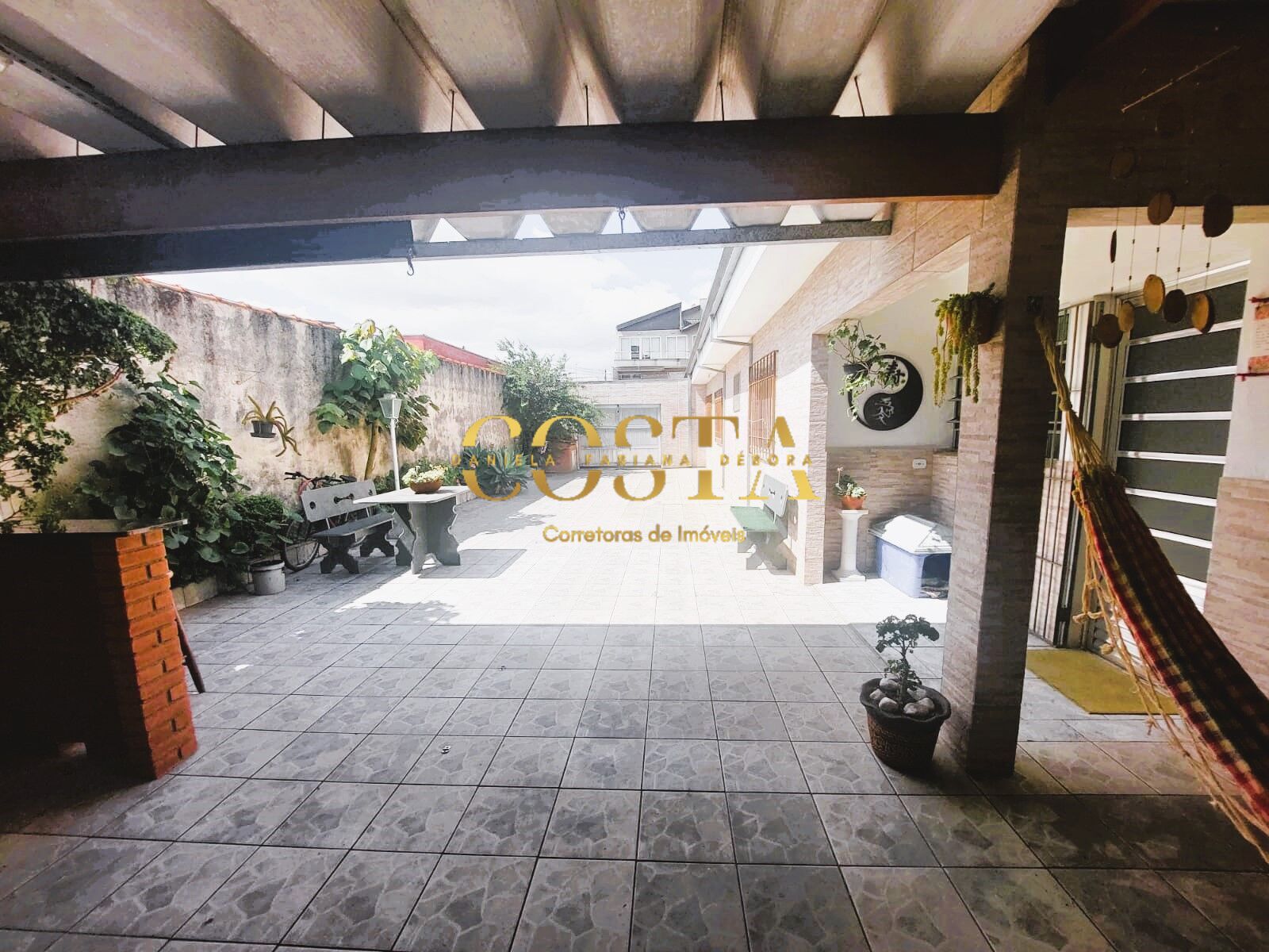 Casa à venda com 2 quartos, 180m² - Foto 8