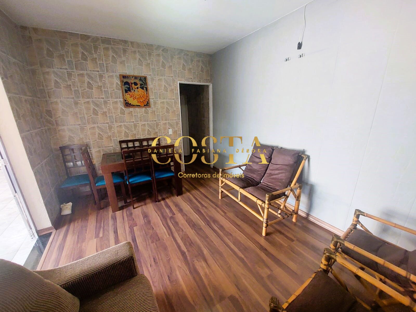 Casa à venda com 2 quartos, 180m² - Foto 12