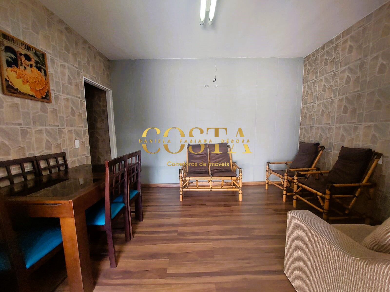 Casa à venda com 2 quartos, 180m² - Foto 10