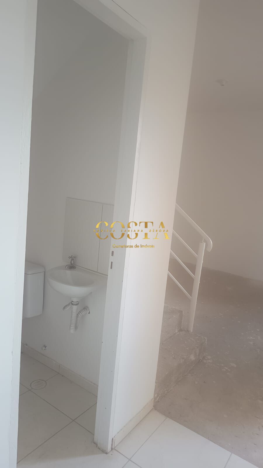 Casa à venda com 2 quartos, 80m² - Foto 15