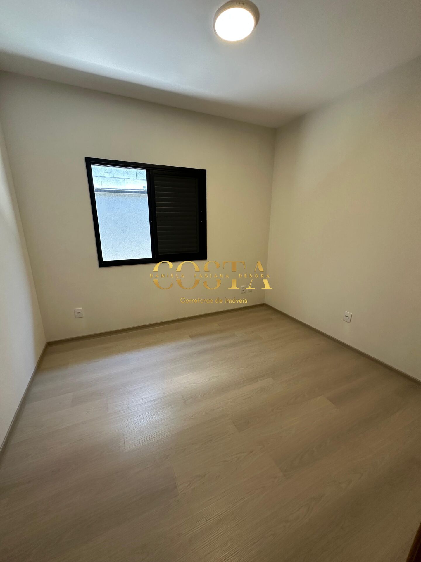 Casa à venda com 3 quartos, 91m² - Foto 11