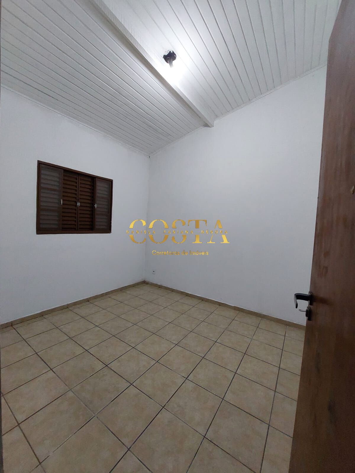 Casa à venda com 2 quartos, 65m² - Foto 14