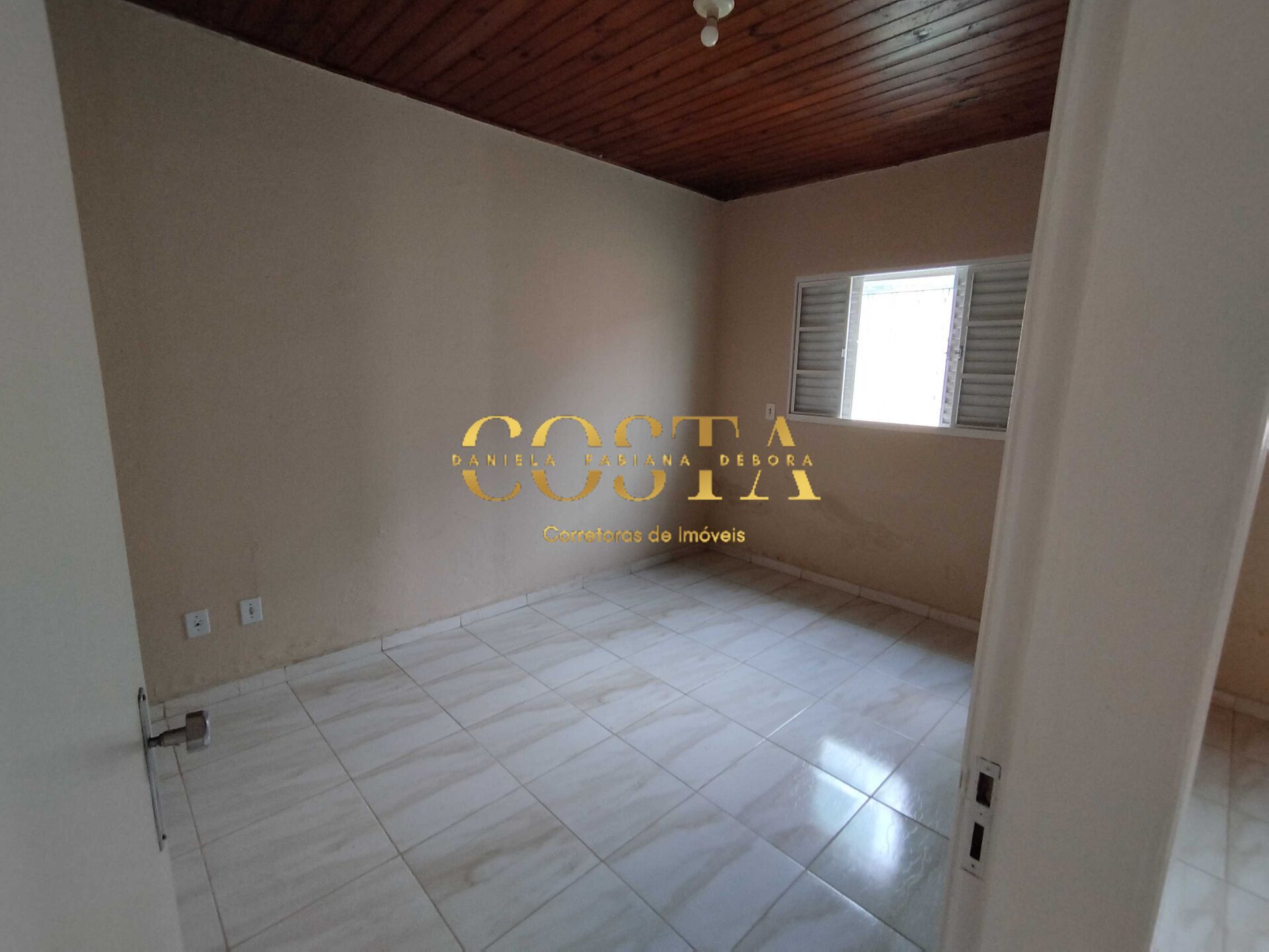 Casa à venda com 2 quartos, 138m² - Foto 15