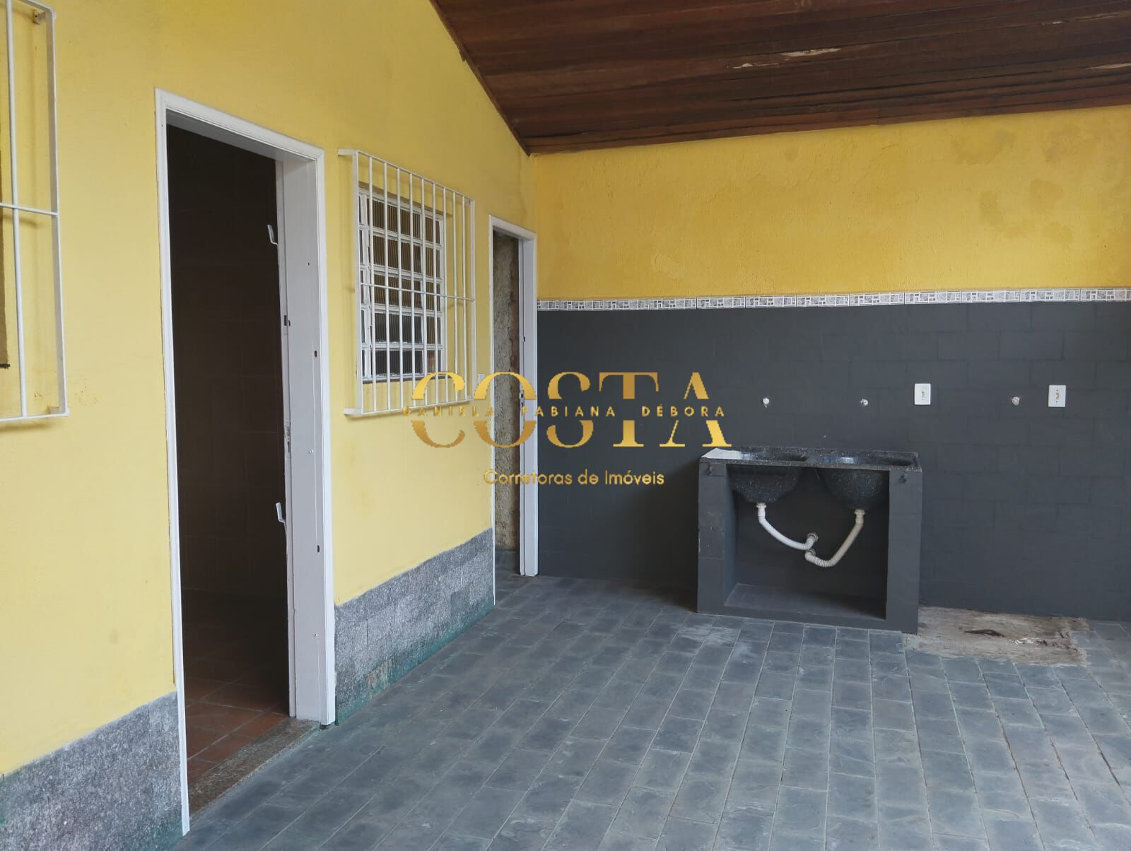 Casa à venda com 2 quartos, 138m² - Foto 14