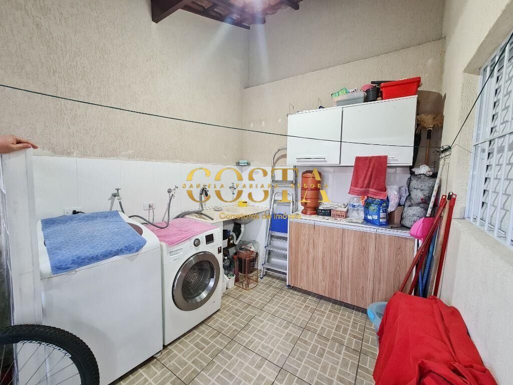 Sobrado à venda com 5 quartos, 223m² - Foto 31