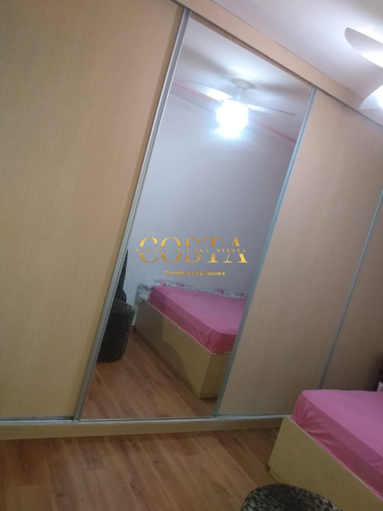 Casa à venda com 2 quartos, 59m² - Foto 13