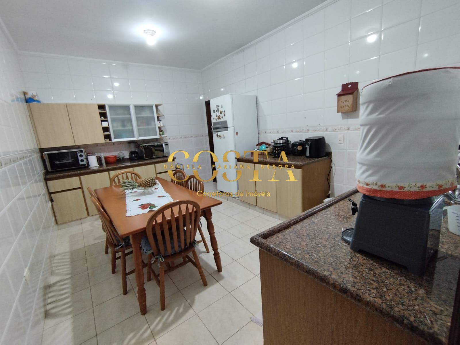 Casa de Condomínio à venda com 3 quartos, 218m² - Foto 19