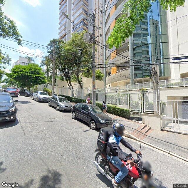 Imagem estática do "Street View" da localização