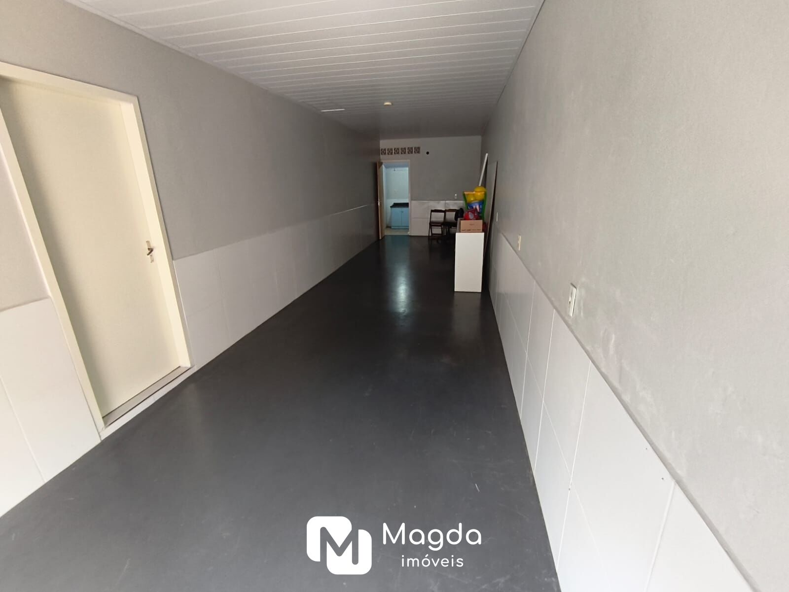 Sala Comercial de 45m² no bairro Água Verde, em Blumenau | Eu Corretor