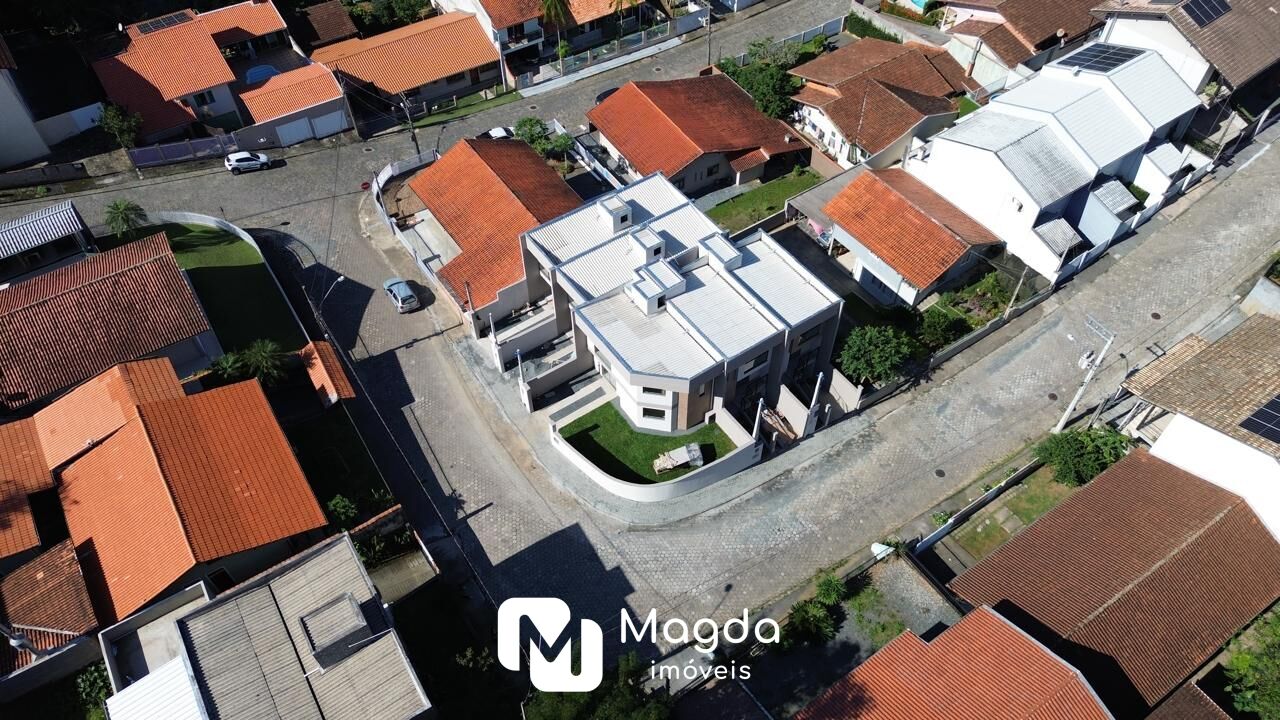 Casa de 2 quartos, 100m² no bairro Velha Central, em Blumenau | Eu Corretor
