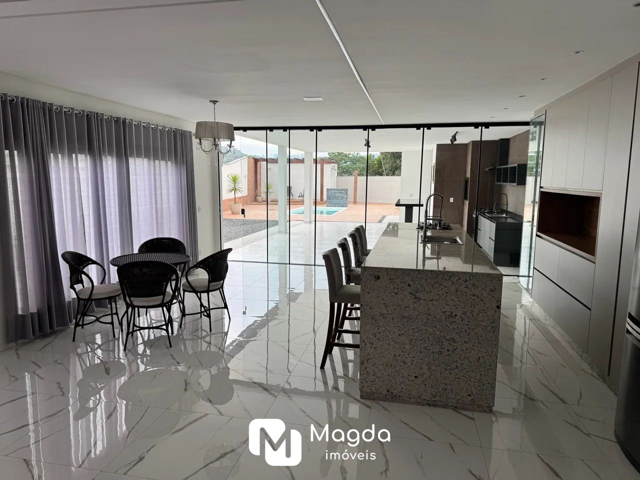 Casa de 3 quartos, 350m² no bairro Fortaleza Alta, em Blumenau | Eu Corretor