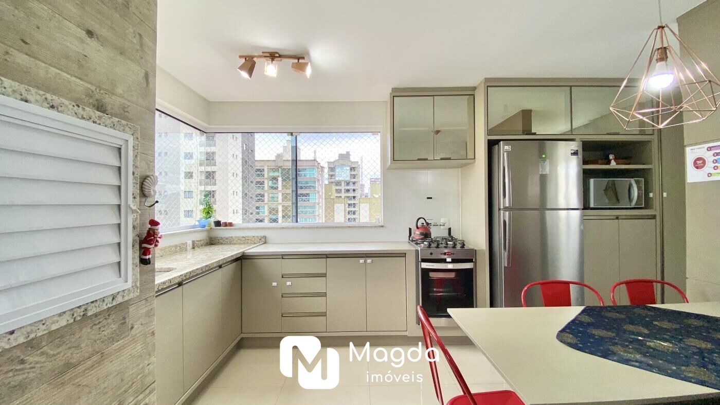 Cobertura de 4 quartos, 157m² no bairro Meia Praia, em Itapema | Eu Corretor