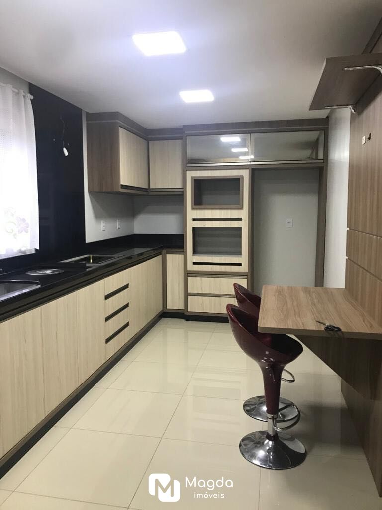 Casa de 2 quartos, 210m² no bairro Valparaíso, em Blumenau | Eu Corretor