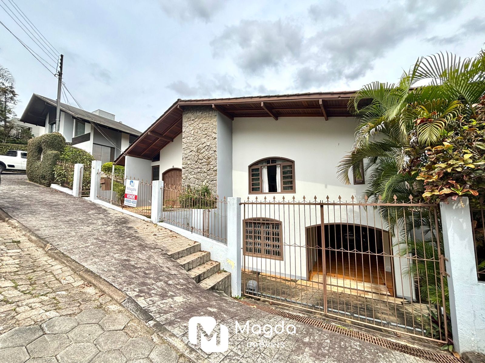 Casa de 6 quartos, 368m² no bairro Velha, em Blumenau | Eu Corretor