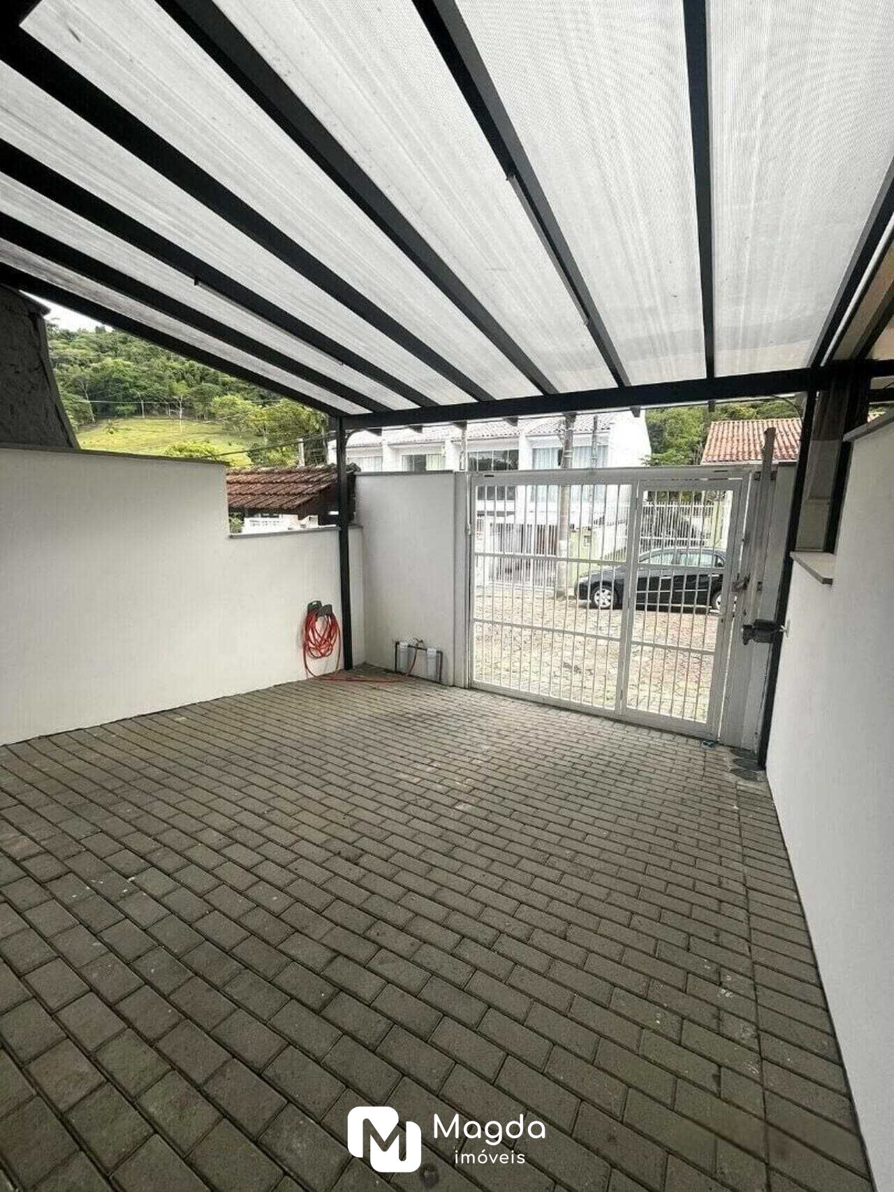 Sobrado de 2 quartos, 78m² no bairro Água Verde, em Blumenau | Eu Corretor